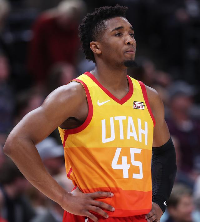 其专业化与 其专业化与