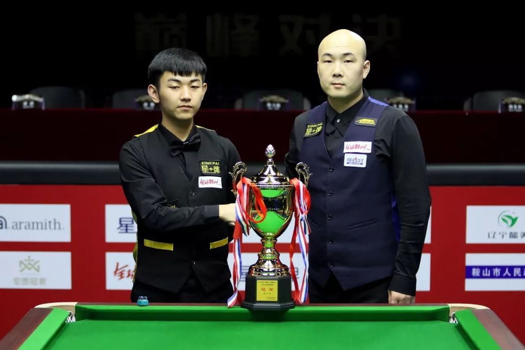 防守构建依 防守构建依