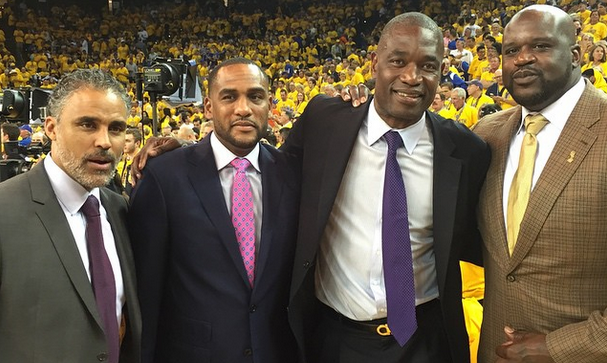 C罗打趣：詹姆斯是个好人，但我头发比他多！