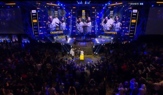 在强强对话 在强强对话